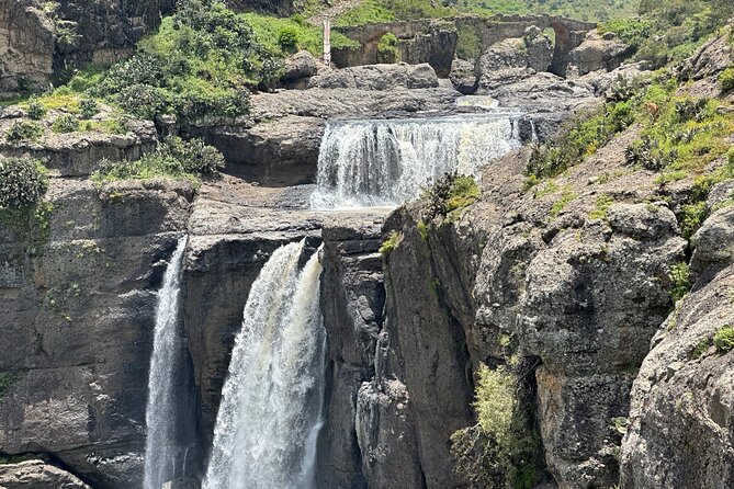 1-Day Tour Old bridge, Monastery,water falls Wildlife,Birds, - Looking into Jemma Gorge