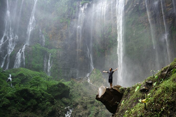 1 Day - ULTIMATE TOUR Tumpak Sewu Waterfall and Goa Tetes cave // 07:30 - 17:30 - The 7:30 pickup and the road to East Java’s waterfalls