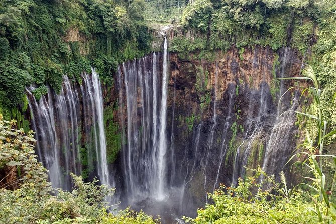 1Day - Tumpak Sewu Waterfall and Goa Tetes Cave Trekking - The 7 a.m. Departure From Malang