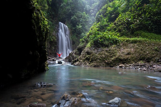 3-in-1 Monteverde Cloud Forest Waterfalls, Wild Trekking and Horseback Riding - A Four-Waterfall Route Through Monteverde Forest