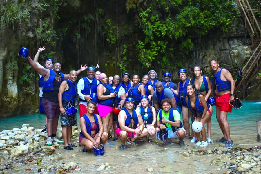 7 Waterfalls Tour With Lunch in DR (Taino Bay & Amber Cove) - A Dominican buffet after the water