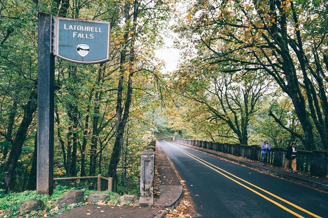 Afternoon Half-Day Multnomah Falls and Columbia River Gorge Waterfalls Tour from Portland - Multnomah Falls and Benson Bridge