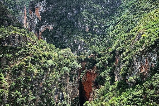 Akchour waterfalls tours - What the private format is worth