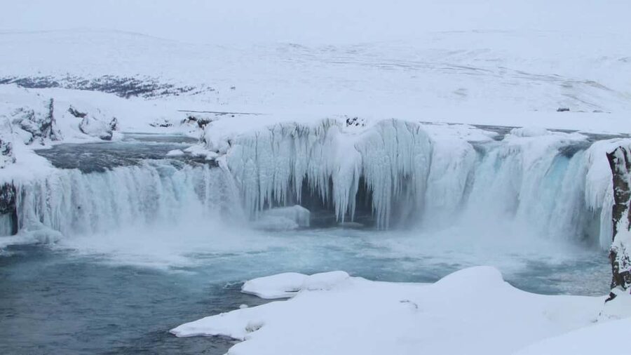 Akureyri: Goðafoss, Christmas House, and Forest Lagoon Tour - The Christmas House brings a playful pause