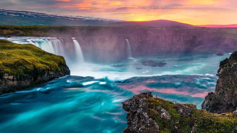 Akureyri Port: Godafoss Waterfall Guided Tour with Pickup - The drive to Godafoss