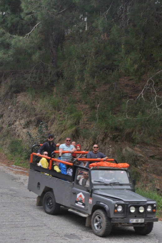 Alanya: Jeep Tour with Dim Cave, Waterfall with Dimcay Lunch - A seven-hour escape from Alanya’s hotel strip
