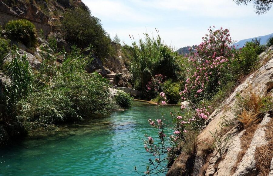 Algar Waterfalls Coach Trip - From Albir & Benidorm - Walking the 1.5km route