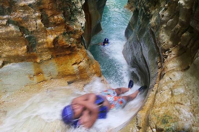 Amber Cove and Taino bay Cruise Ship – 7 Waterfalls - Walking into Damajagua National Park