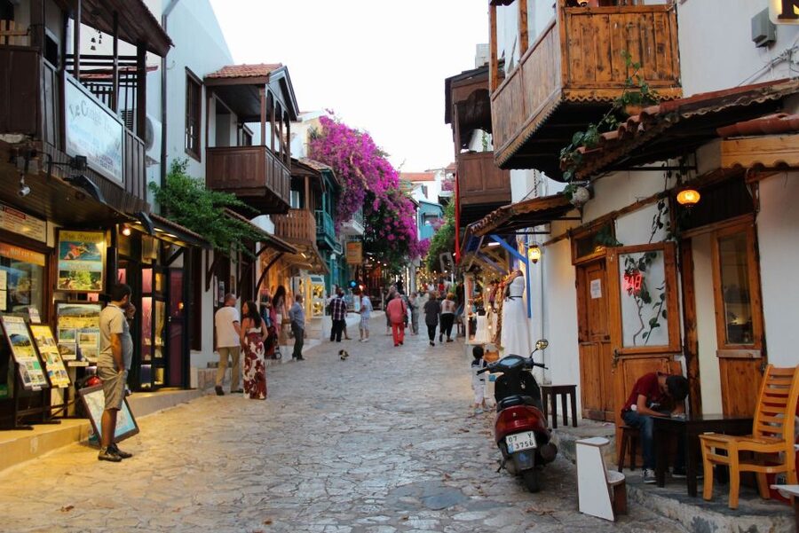 Antalya/Kemer: Old City, Waterfalls, Olympos Cable Car, Boat - Lunch, shopping, and the optional boat ride