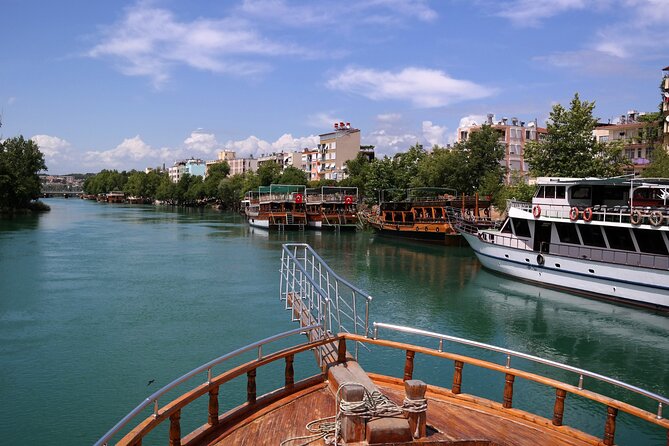 Antalya: Manavgat River Cruise, Waterfalls and Market Tour - Bus time, meal arrangements, and the pace of the day