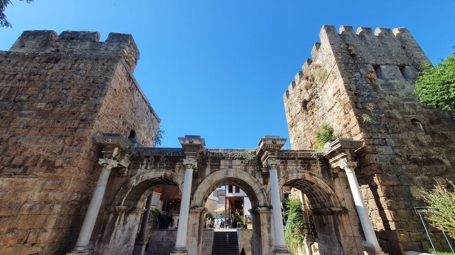 Antalya Photo Tour with Waterfalls, Old City & Boat Trip - Who will get the most from this Antalya tour