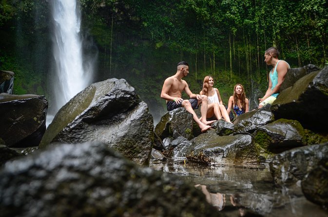 Arenal Horseback Riding to La Fortuna Waterfall - What the 3-kilometer route actually feels like