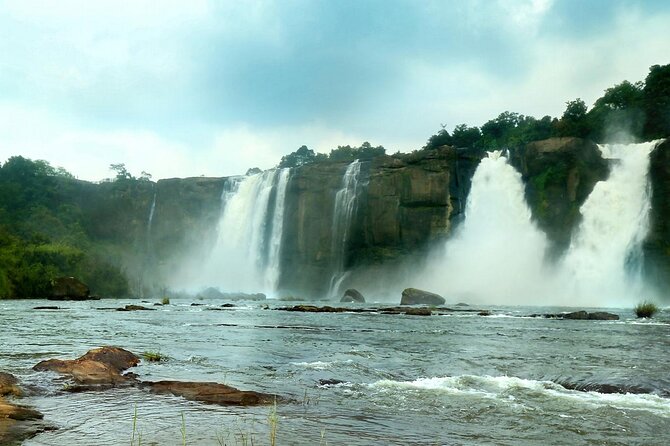 Athirappilly & Vazhachal Waterfalls Private Day Tour from Kochi - Vazhachal Falls and the question of time