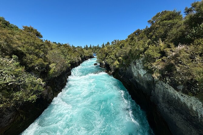 Auckland: Rotorua, Taupo, Waiotapu & Huka Falls Private Trip - What the $465.43 price means