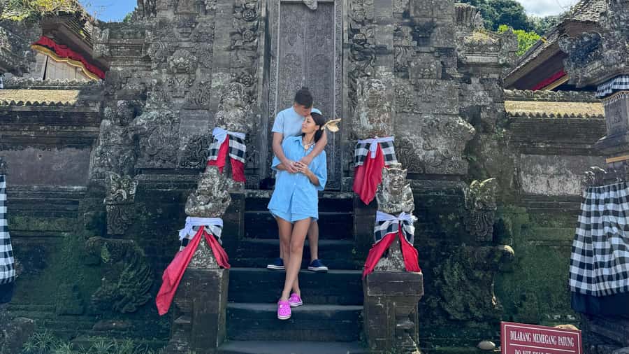 Bali: Besakih temple, Tukad Cepung waterfall, Penglipuran - Booking details worth checking first