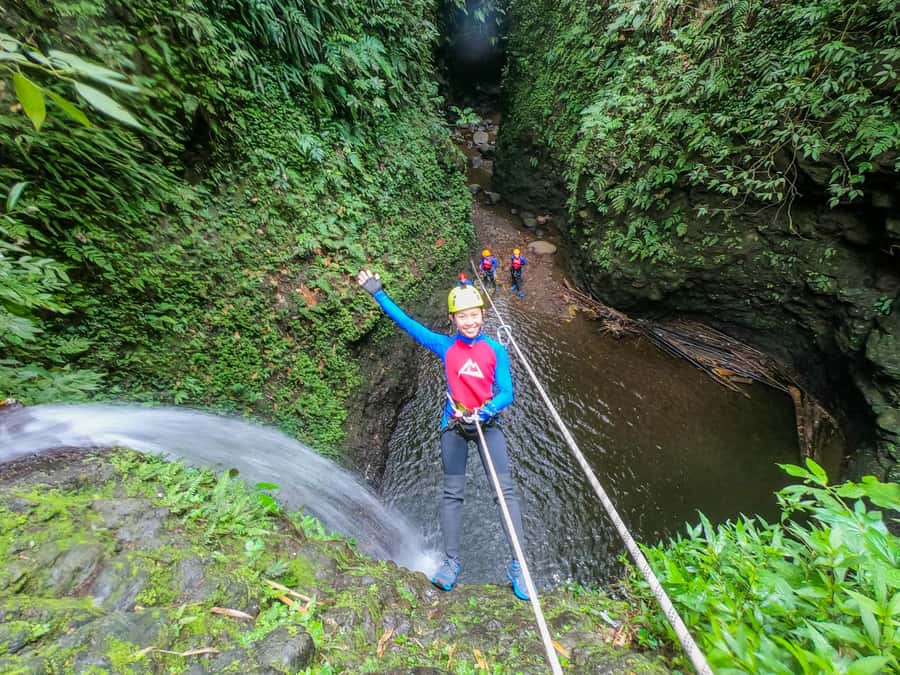 Bali: Gitgit Canyon Canyoning Trip with Breakfast and Lunch - Breakfast, equipment, and the first safety lesson