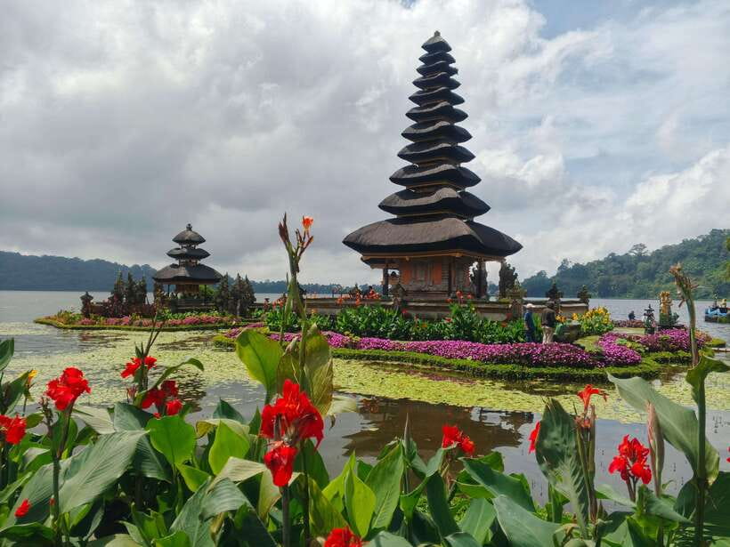 Bali: Lake Temple, Jatiluwih Rice Terrace & Waterfall Tour - Jatiluwih’s broad rice terraces