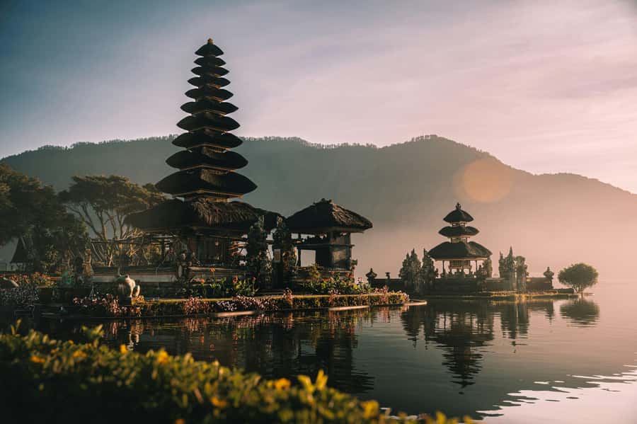 Bali Northern Trip : Majestic Waterfall Tour - Ulun Danu Bratan Temple brings culture into the day