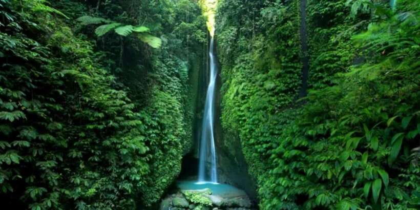 Bali Secret Waterfalls with Ulun Danu Beratan Temple Tour - Why this route works for a first Bali day trip