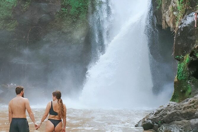 Bali Tour : Tegenungan - Tukad Cepung - Kanto Lampo - Tibumana Waterfall - The $25 question