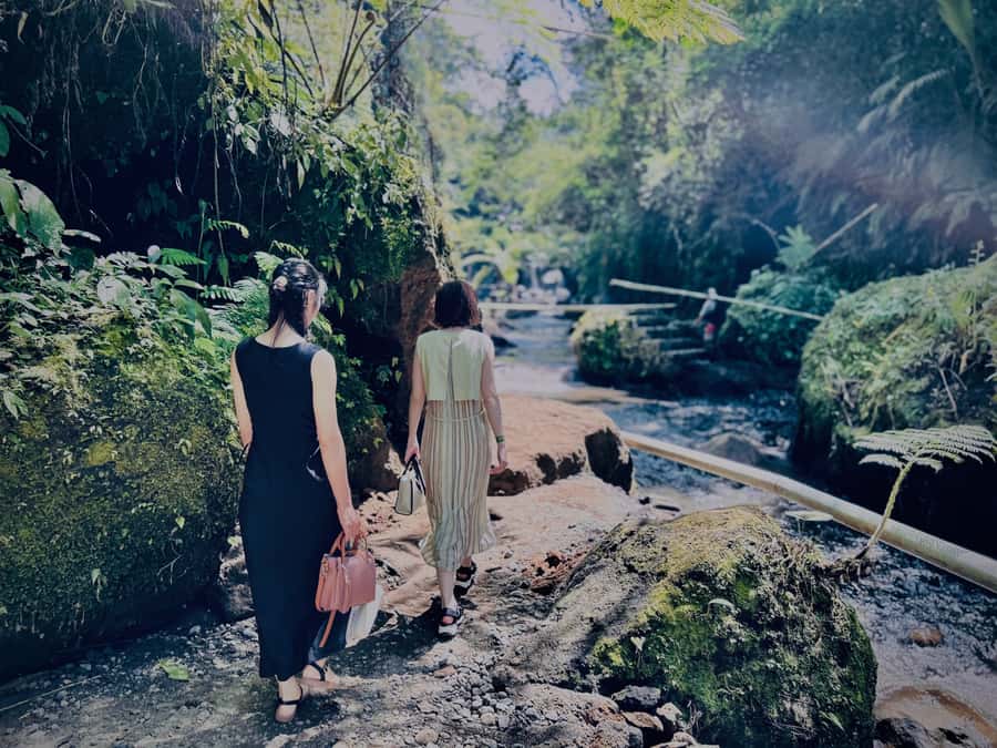 Bali: Ubud Gorilla Cave Track ATV & Waterfall Tour with Meal - Shower, changing room, and the included meal