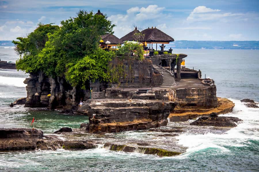 Bali: Water Temple, Waterfalls and Unesco Rice Terrace Tour - Leke Leke Waterfall starts the forest portion