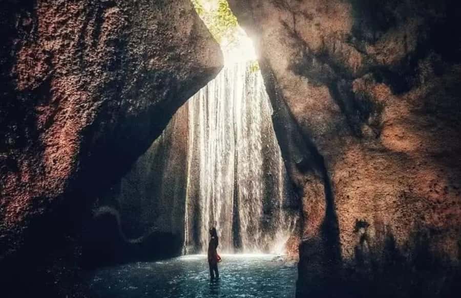 Bali Waterfalls Private Day Tour - What the 10-hour day feels like
