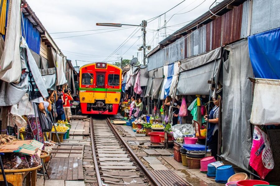 Bangkok: Kanchanaburi, 2-Days Glamping in Jungle & Erawan - Thai barbecue beneath the trees