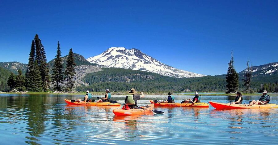 Bend: Guided Kayak Tour on the Cascade Lakes - Key points to know before you book