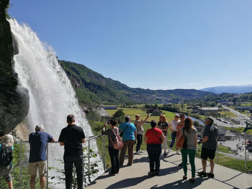 Bergen: Hardangerfjord, Voss Gondola & 3 Great Waterfalls - Steinsdalsfossen and the walk behind the water