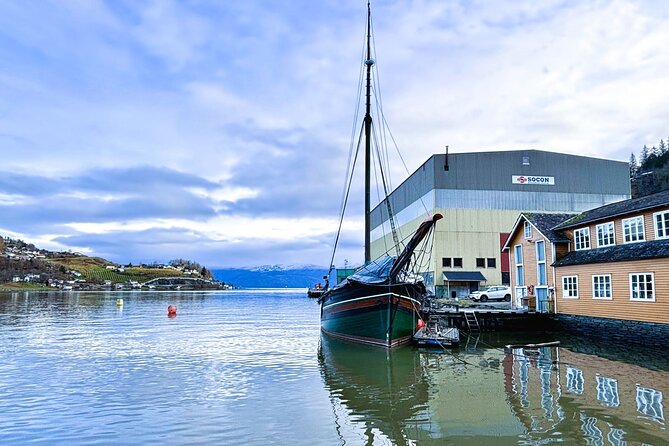 Bergen: Hardangerfjord, Waterfalls, Culture & Apple pie - Norheimsund and the Hardanger Maritime Centre