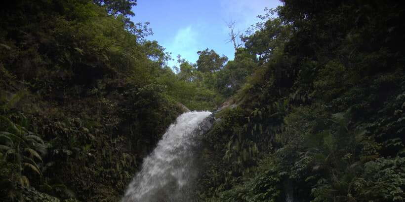 Best of Lombok: Tribe Villages, Traditions & Waterfalls - Key points at a glance