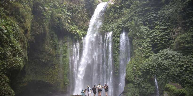 Best of Lombok: Tribe Villages, Traditions & Waterfalls - Why this tour covers so much of Lombok