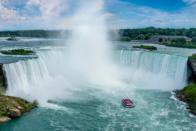 Best of Niagara Falls Canada Premium Tour: Behind Falls and Boat - Who gets the most from this tour?