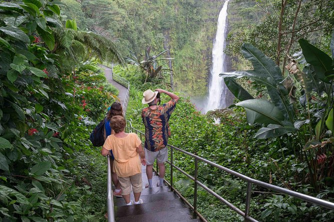 Big Island in a Day: Volcanoes Waterfalls Sightseeing and History - Punalu’u and the black-sand coast