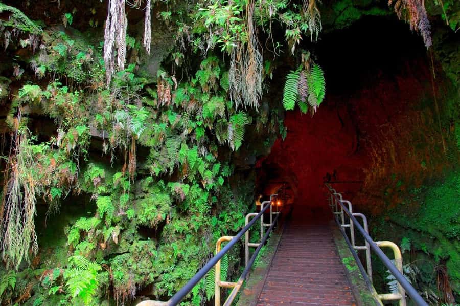 Big Island: Volcano, Black Sand Beach, Waterfall, with Lunch - The road to Hawaii Volcanoes National Park