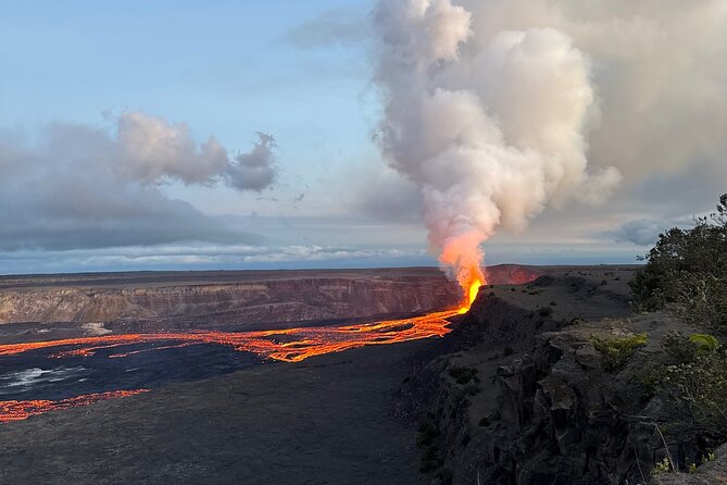 Big Island Waterfalls, Blacksand Beaches, Lava Tubes & Volcanoes - Kilauea and the volcanic heart of the island