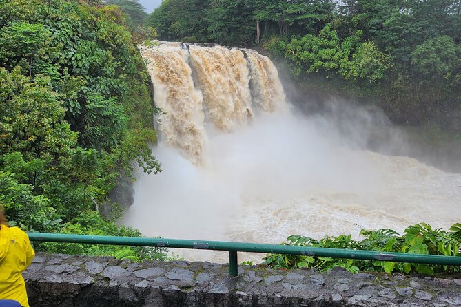 Big Island Waterfalls, Blacksand Beaches, Lava Tubes & Volcanoes - Liliuokalani Gardens and Hilo’s coastal side