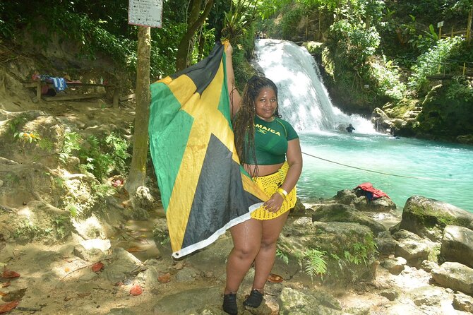 Blue Hole and Bamboo Rafting Ocho Rios - Who should book this Ocho Rios combination