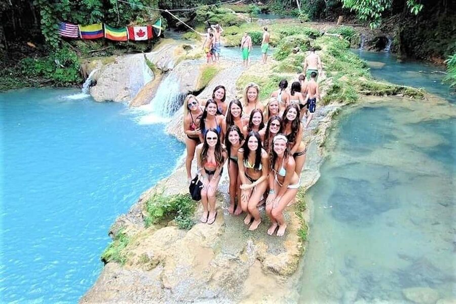 Blue Hole, Secret Falls, and Dunn's River Falls Combo Day-Tr - Dunn’s River Falls is a climb, not a lookout