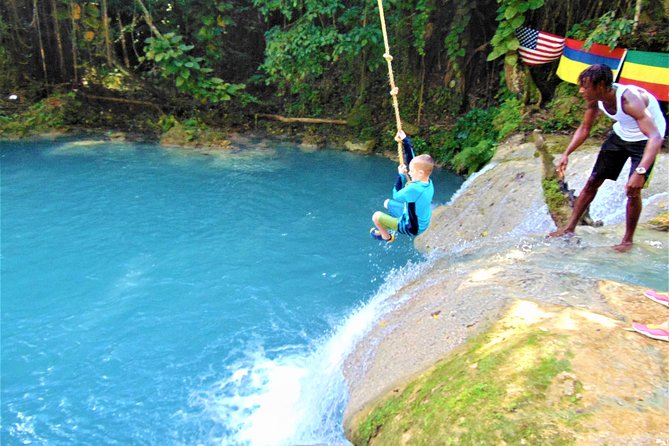 Blue Hole, Secret Falls, and Dunn's River Falls Combo Day-Trip - What To Pack For A Wet Day