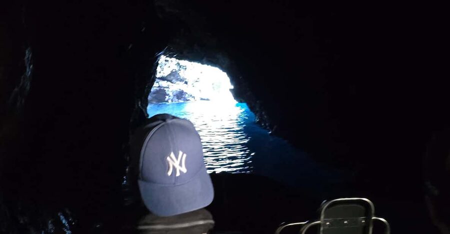 Boat Trip to the Caves and Waterfalls of Flores Island - Seeing Flores from Porto da Poças