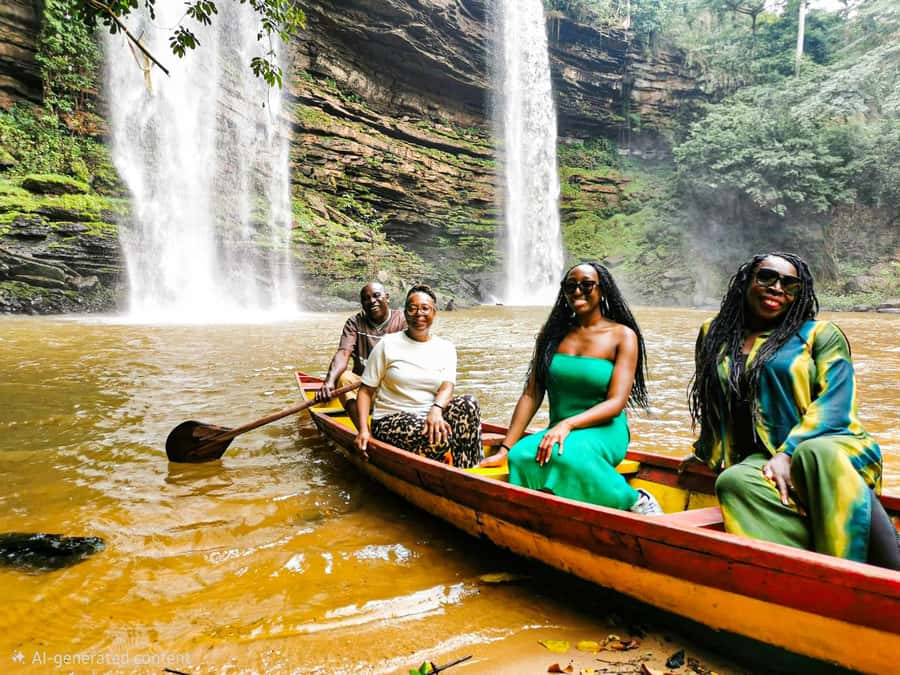 Boti Falls, Umbrella Rock, Aburi Gardens & Cocoa Farm Tour - Tetteh Quarshie Cocoa Farm and the taste of fresh cocoa