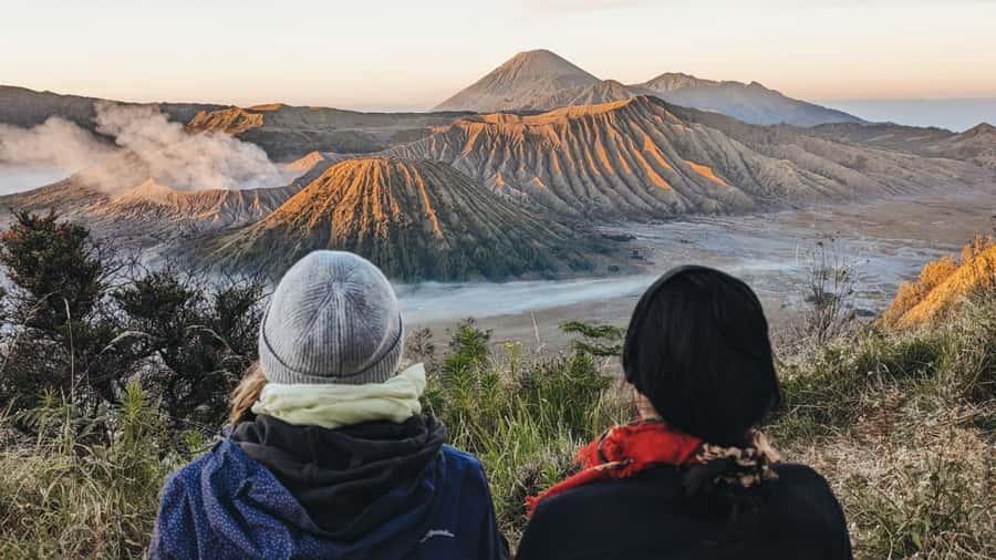 Bromo Sunrise & Madakaripura Waterfall Private 1 Day Tour - Guides, languages, and the value of a private group