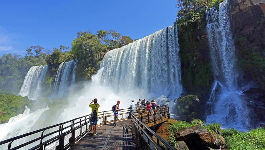 Buenos Aires: Iguazu Falls Private Day Trip with Airfare - Key points to know before booking