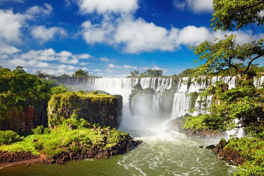 Buenos Aires: Iguazu Falls Private Tour with Flights - Why Iguazu is worth the flight from Buenos Aires