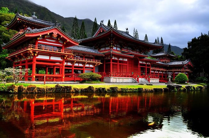 Byodo In Temple, Waimea Botanical Garden-Waterfall: Includes Fees - Key points at a glance