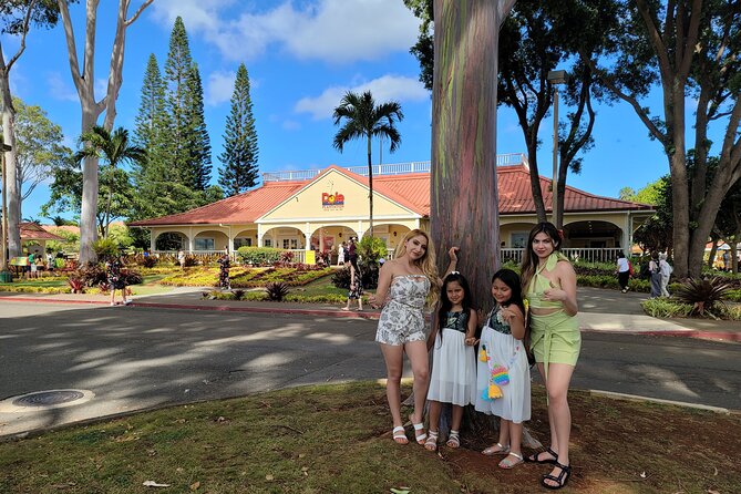 Byodo In Temple, Waimea Botanical Garden-Waterfall: Includes Fees - Waimanalo shopping and the first snack options