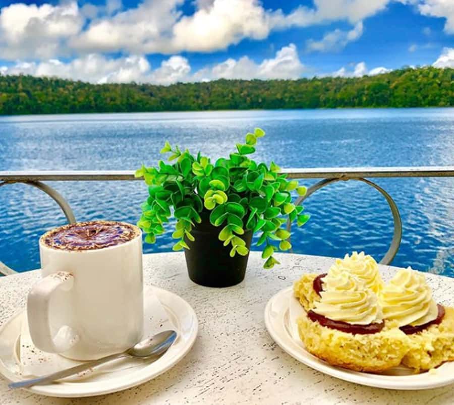 Cairns: Paronella, Lake Barrine & Millaa Millaa Falls Tour - Babinda Boulders and the last chance for water