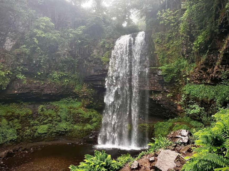 Cardiff: Waterfalls, Mountains & Castles Day Tour - From Cardiff to Cyfarthfa Castle